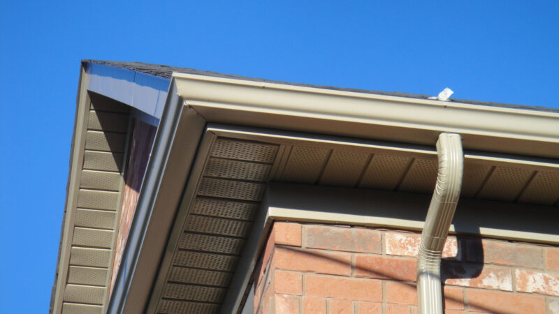 Eavestroughs and Downspouts